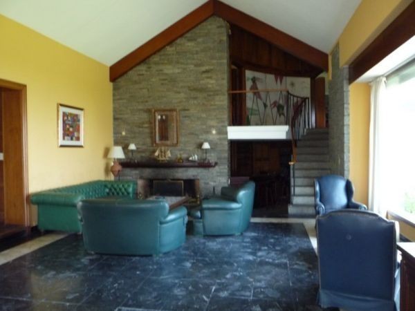 Importante casa en venta frente al mar, vistas increíbles a toda la Bahia.